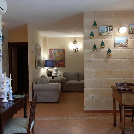 Rosa Candida * San Foca