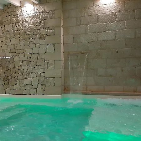 Rosa Candida Landhaus San Foca